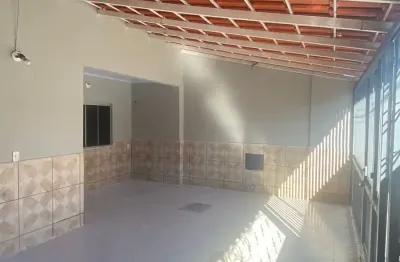 Ótima casa desocupada a venda em samambaia casa com 3 quartos reformada excelente vizinhança e localização