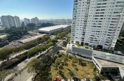 Aluga-se sala de 80m2, reformada com piso, iluminação e ar condicionado.