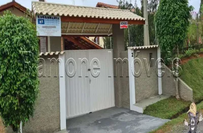 Casa a venda no condomínio fechado portal de ibiúna área total de 1.000 m², com casa ampla de 162 m², sendo 3 dormitórios com 1 suíte