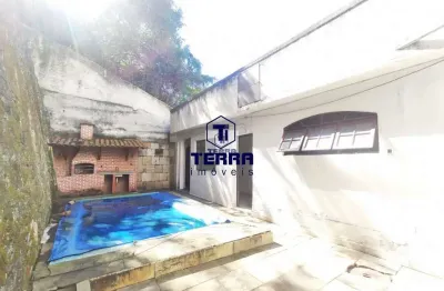 Casa em santa rosa com 2 quartos sendo 1 suíte. perto do comércio da região.