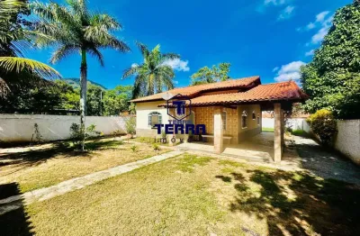 São 3 quartos, sendo uma suíte ao lado do alphaville de maricá.