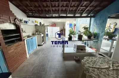 Excelente residência de 3 quartos com quintal em maria paula.