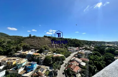 Excelente cobertura em maria paula. condomínio com lazer completo!