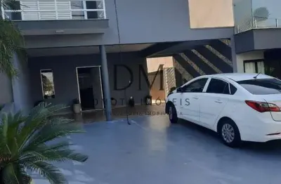 Sobrado disponível no condomínio parque das figueiras - mogi das cruzes