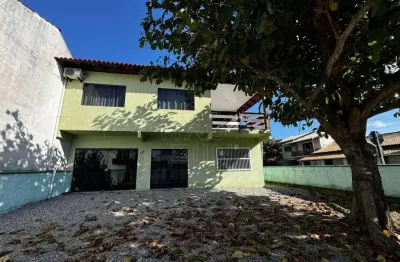 Casa com 8 Quartos a 120m da Praia – Oportunidade Única no Gravatá, Navegantes-SC
