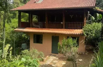 Casa para Venda em Nova Friburgo, Cônego, 4 dormitórios, 3 banheiros, 2 vagas