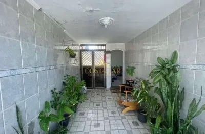 Casa geminada à venda no jardim imperador em praia grande, perto da praia!