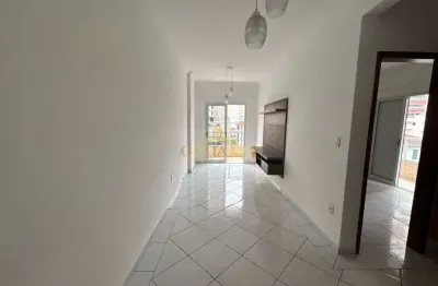 Apartamento perto do mar, 1 quarto com suíte na guilhermina em praia grande!