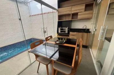 Sobrado com 3 quartos (3 suítes), piscina e 2 vagas - Vila Tupi, Praia Grande!