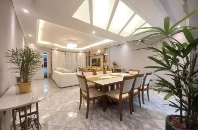 Casa à venda em Praia Grande – SP | Bairro Guilhermina | 155,43m² úteis