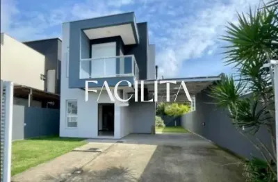Casa com 3 quartos para alugar na rua aviação francesa, 552, campeche, florianópolis por r$ 7.900