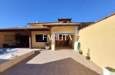 Casa com 3 quartos para alugar na servidão margarida linhares, 1000, barra da lagoa, florianópolis por r$ 7.800