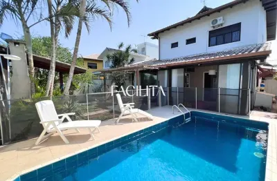 Casa em condomínio fechado com 3 quartos para alugar na rodovia francisco magno vieira, 4023, campeche, florianópolis por r$ 15.000