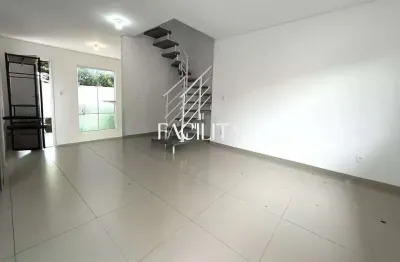 Casa em condomínio fechado com 2 quartos para alugar na servidão laura duarte prazeres, 1101, campeche, florianópolis por r$ 3.800