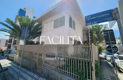 Casa com 4 quartos para alugar na Rua Lacerda Coutinho, 90, Centro, Florianópolis por R$ 18.000