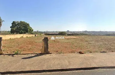 Terreno à venda no Parque das Gameleiras, Uberaba 