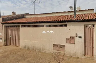 Casa com 4 quartos à venda no Olinda, Uberaba 