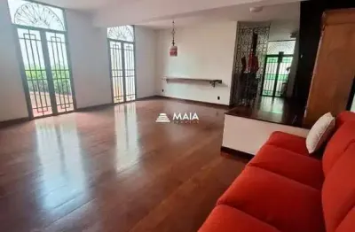 Casa com 3 quartos à venda no Jardim Alexandre Campos, Uberaba 