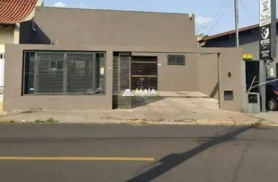 Casa com 3 quartos para alugar no Jardim São Bento, Uberaba 
