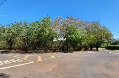 Terreno em condomínio fechado à venda no Jockey Park, Uberaba 