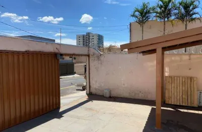 Casa com 3 quartos à venda no Santa Maria, Uberaba 