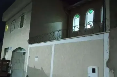 Casa com 6 quartos à venda na Vila Arquelau, Uberaba 