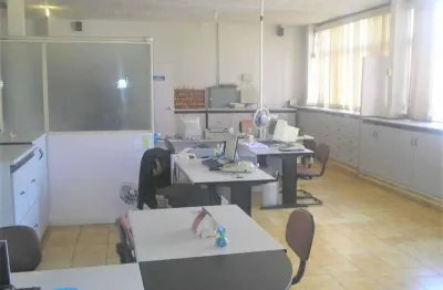 Sala comercial à venda no Mercês, Uberaba 