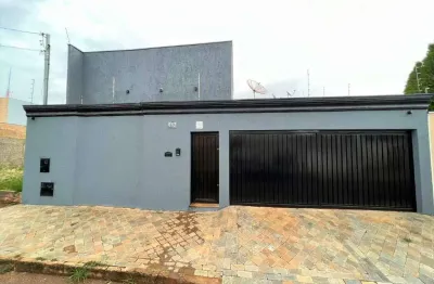 Casa com 4 quartos à venda no Jardim do Lago, Uberaba 