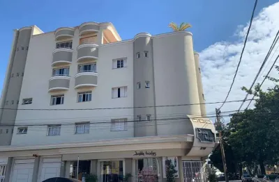 Apartamento com 4 quartos à venda no São Benedito, Uberaba 