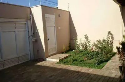 Casa com 3 quartos à venda na Nossa Senhora da Abadia, Uberaba 