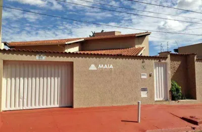 Casa com 3 quartos à venda no Jardim São Bento, Uberaba 