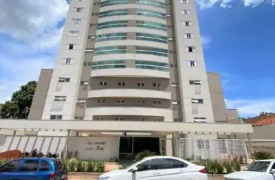 Apartamento com 4 quartos para alugar no Centro, Uberaba 