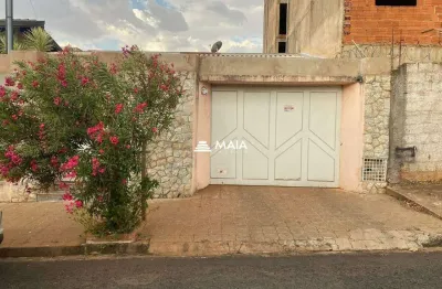 Casa com 3 quartos à venda na Cidade Jardim, Uberaba 