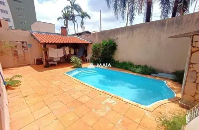 Casa com 3 quartos à venda no Mercês, Uberaba 