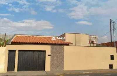 Casa com 4 quartos à venda no Conjunto Cássio Rezende, Uberaba 