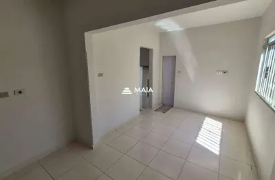 Casa com 4 quartos para alugar na Vila Maria Helena, Uberaba 