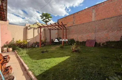 Casa com 3 quartos à venda no Jardim Nenê Gomes, Uberaba 