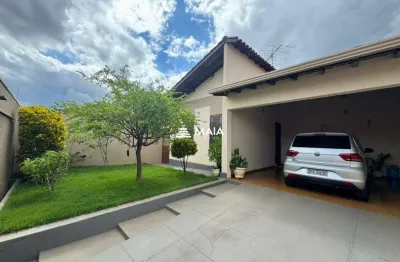 Casa com 3 quartos à venda no Jardim São Bento, Uberaba 