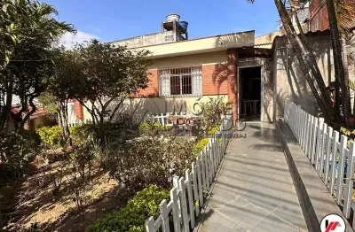 Casa com 3 quartos à venda na Rua Ângelo Alberto Nesti, 42, Bussocaba, Osasco