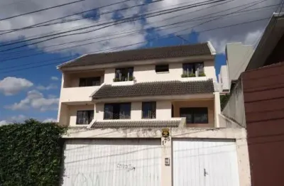 Casa ampla com vista para o parque tingui. 04 quartos.04 vagas. sacada frontal