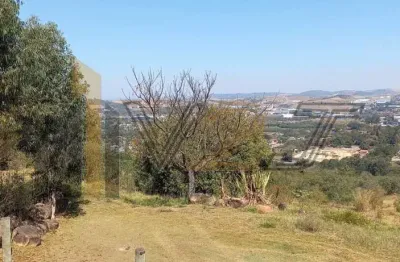 Terreno à venda no bairro pinheirinho na cidade de vinhedo/sp