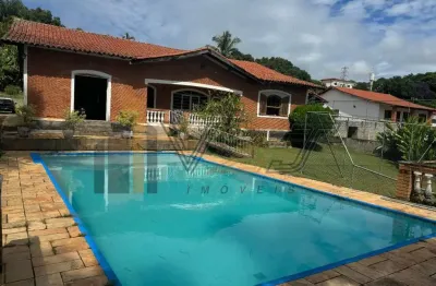 Casa com edícula à venda no bairro pinheirinho na cidade de vinhedo/sp