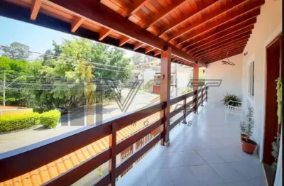 Casa sobrado à venda no bairro jardim miriam na cidade de vinhedo/sp