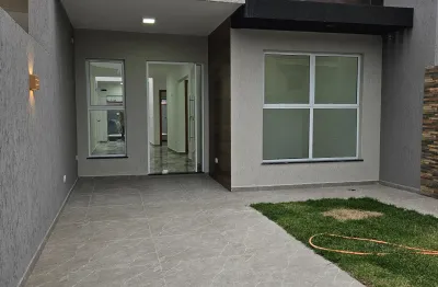 Casa aconchegante com piscina no balneário carmery litoral do paraná 