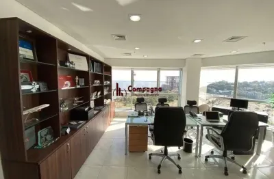 Salas comerciais no nono andar , imóvel mobiliado com 82,82 m2