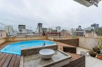Vende-se espaçoso apartamento 4 quartos, 2 suítes, 3 vagas, próximo ao hospital
