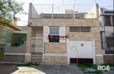 Casa com 3 quartos à venda na Rua Olavo Bilac, 626, Azenha, Porto Alegre