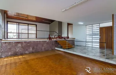 Venda de casa residencial 25,00m x 80,00m- menino deus. 4 vagas, 4 dormitórios,