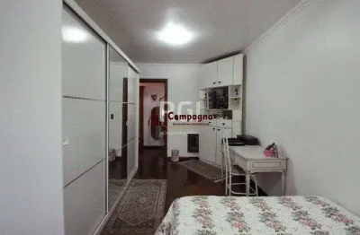 Casa para venda - 280m², 3 dormitórios, 2 vagas - petrópolis