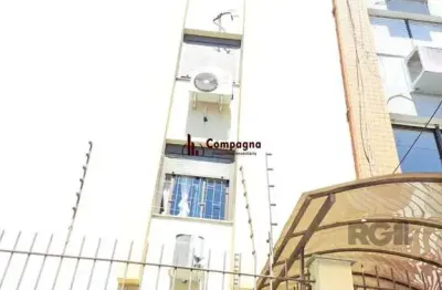 Apartamento de 2 quartos, suíte e 2 vagas de garagem no bairro bom fim em poa/rs